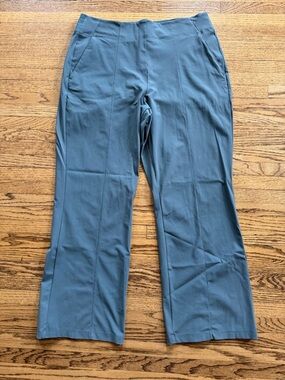 Athleta Cosmic Crop Kick Pants